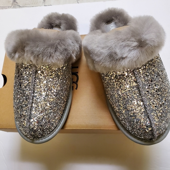 UGG Women's Scuffette II Cosmos Size 5 - Picture 2 of 4